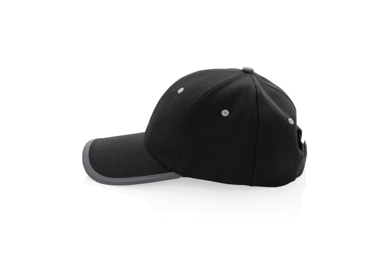Printed patch with embroidery outline — item side left