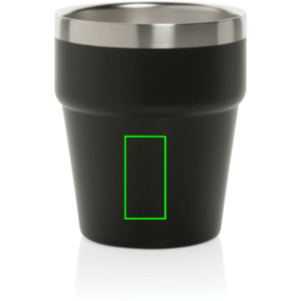 parte frontal y baja del artículo