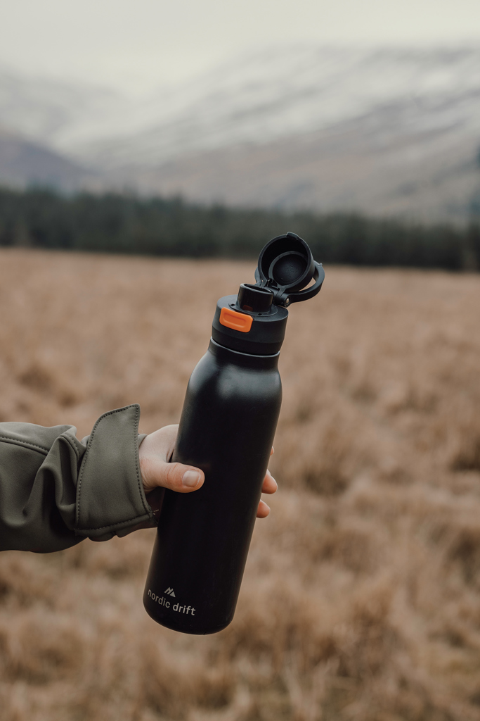 Botella de agua Nordic Drift Trail RCS de 750 ml