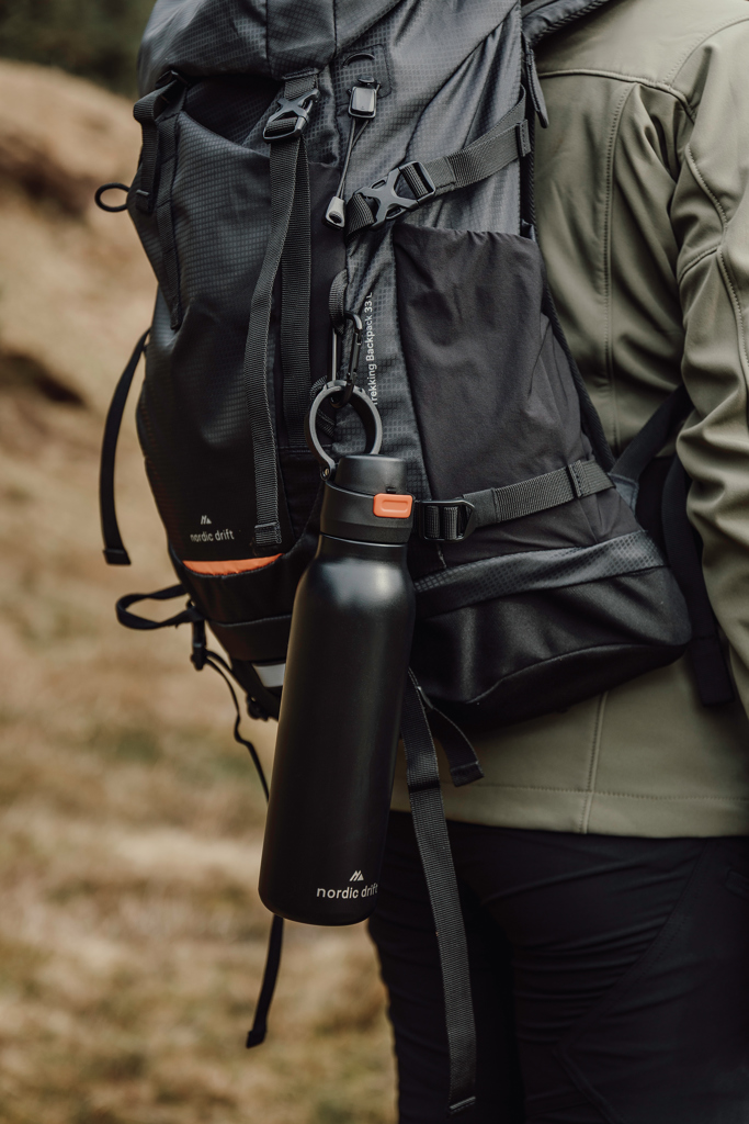 Botella de agua Nordic Drift Trail RCS de 750 ml