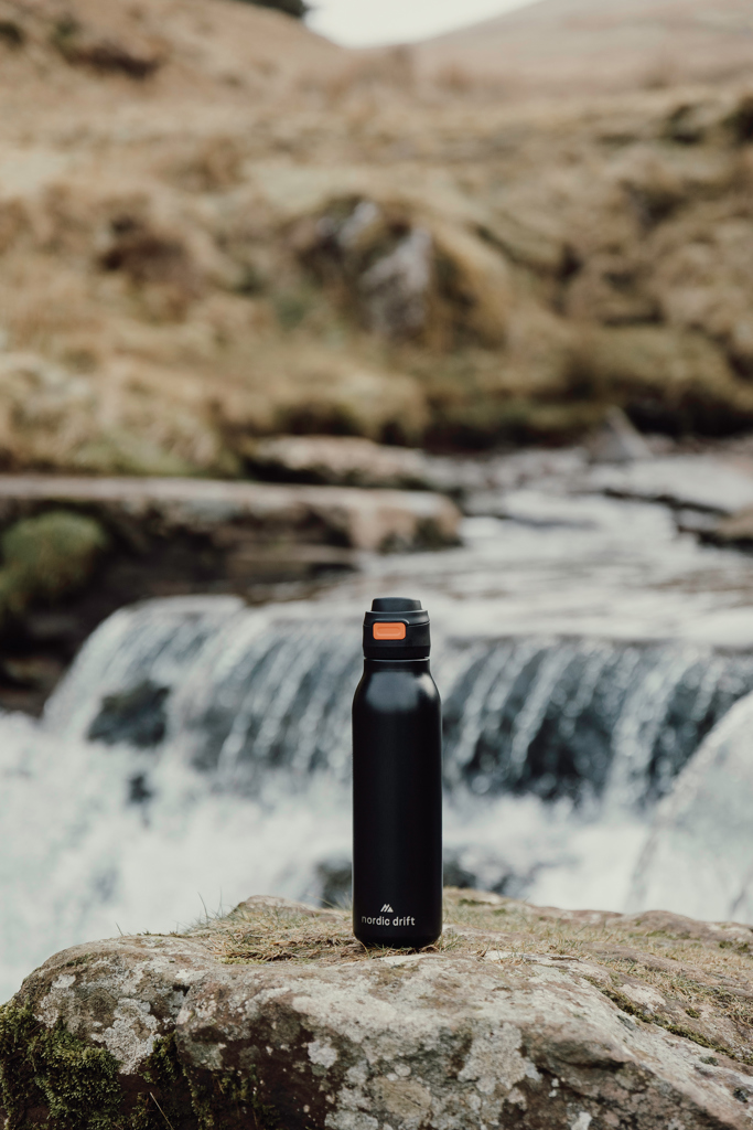 Botella de agua Nordic Drift Trail RCS de 750 ml