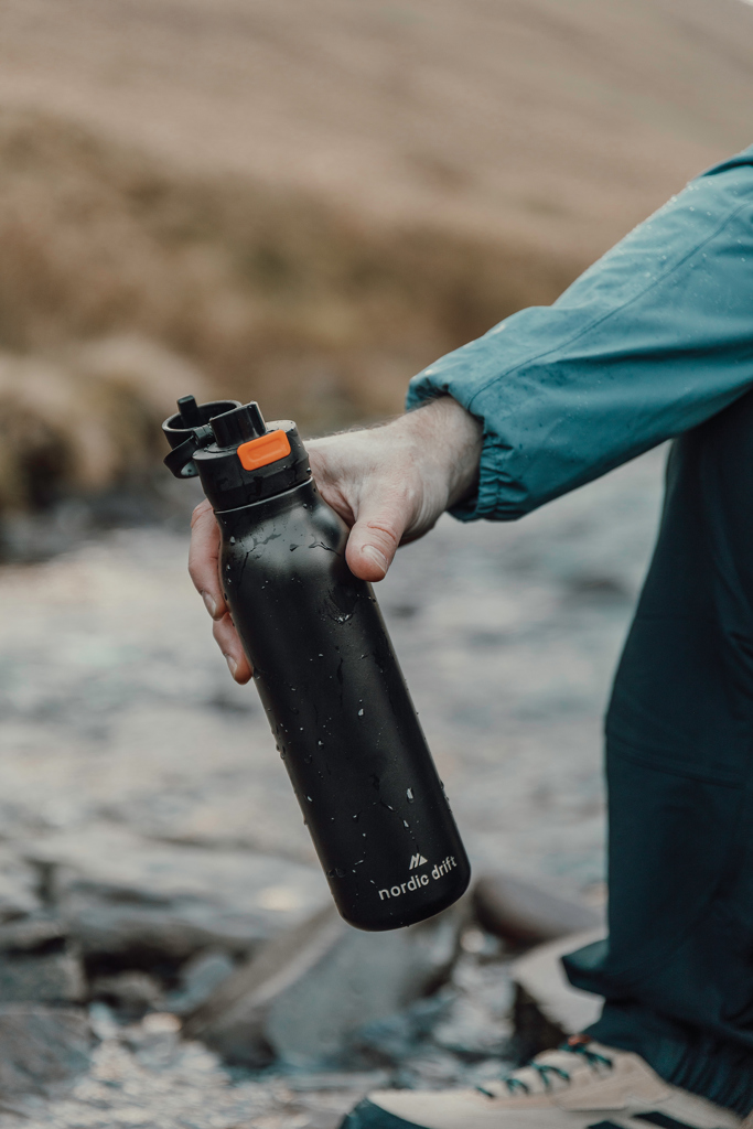 Botella de agua Nordic Drift Trail RCS de 750 ml