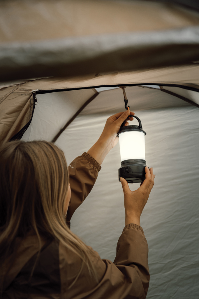 Nordic Drift Everest RCS Bright campinglampa med vev – detaljbild