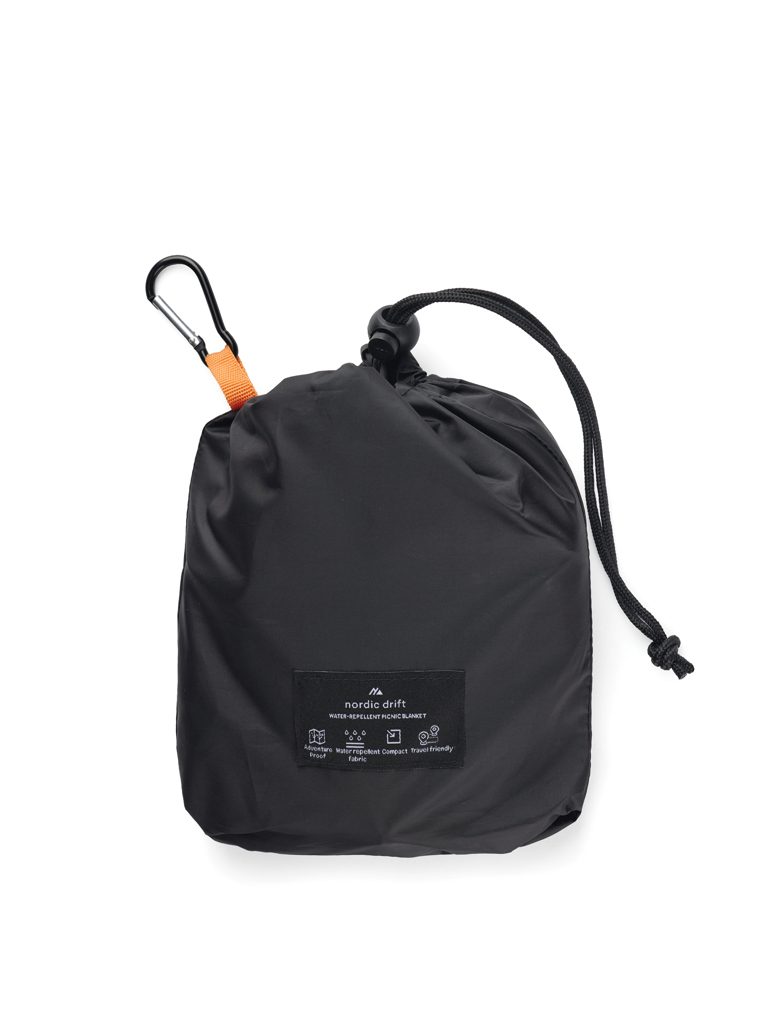 Nordic Drift GRS water-repellent picnic blanket