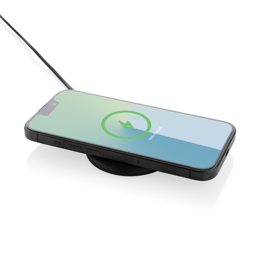 Picture of Magnapad 15W RCS rplastic magnetic 3 in 1 charging pad