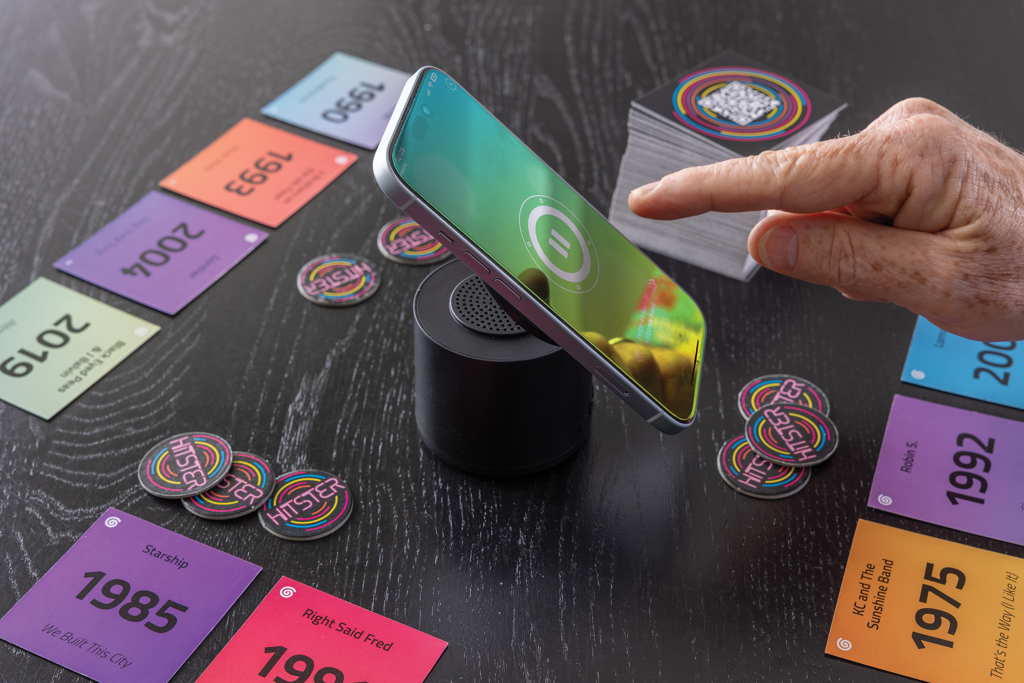 Picture of Magpulse RCS recycled plastic 3W speaker w/magnetic holder