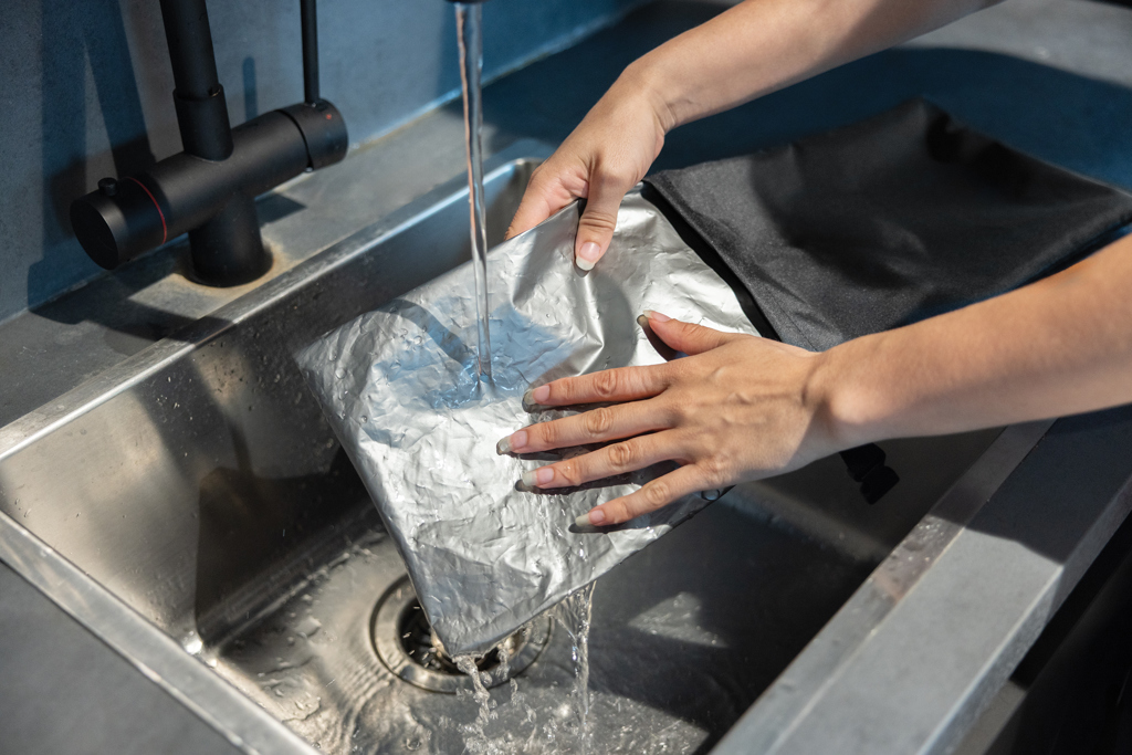 Picture of Snackstrap AWARE™ RPET foldable lunchbag 30x20CM