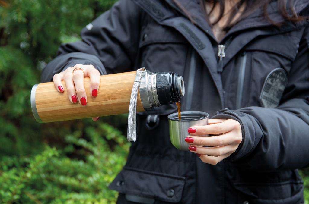 Picture of Bamboo vacuum travel flask