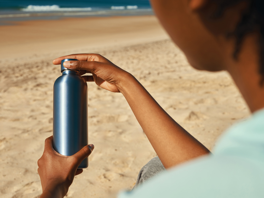 Botella al vacío Impact de acero inoxidable reciclado RCS