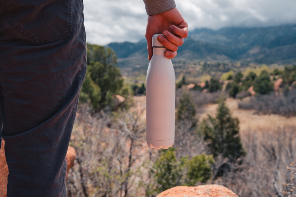 Botella de acero inoxidable al vacío de color sólido 750ml