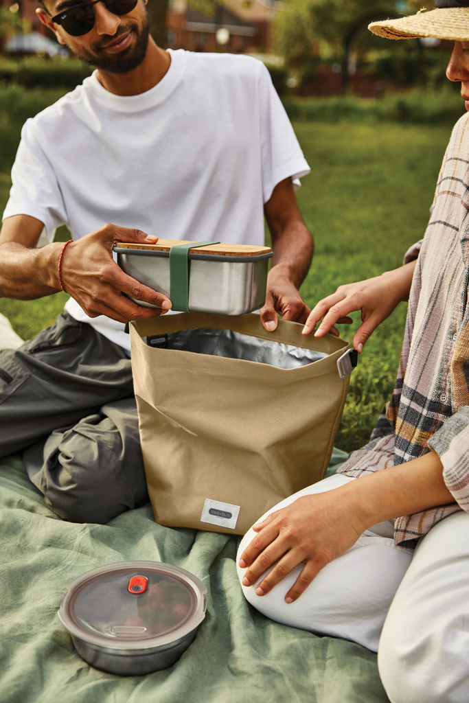 Nevera térmica para almuerzo Black+Blum de 6,7 L