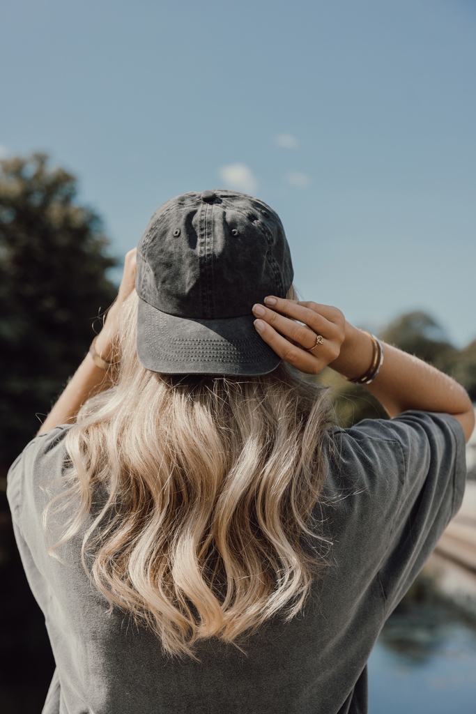 Gorra BEAU AWARE™ de sarga de algodón 6 paneles y 270 g/m.