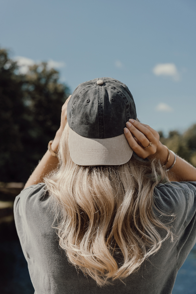 Gorra algodón bicolor 270 g/m² con 6 paneles BEAU AWARE™