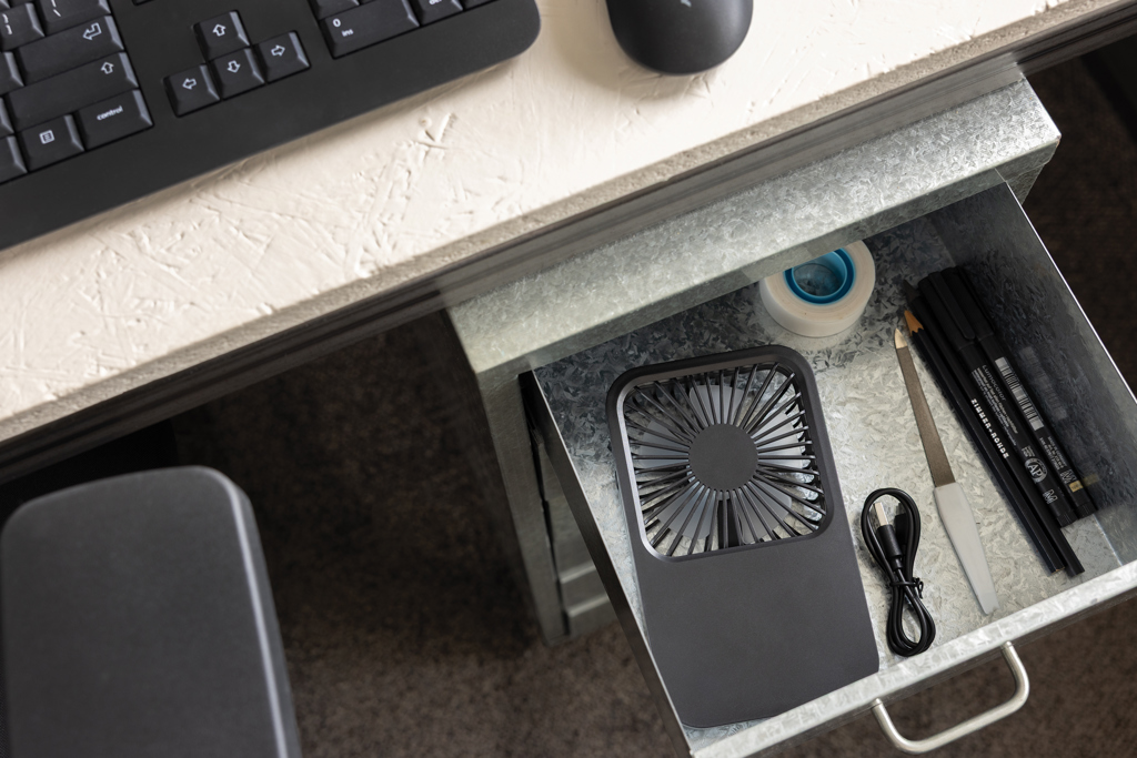 Picture of Aervina RCS recycled plastic re-chargeable desk fan