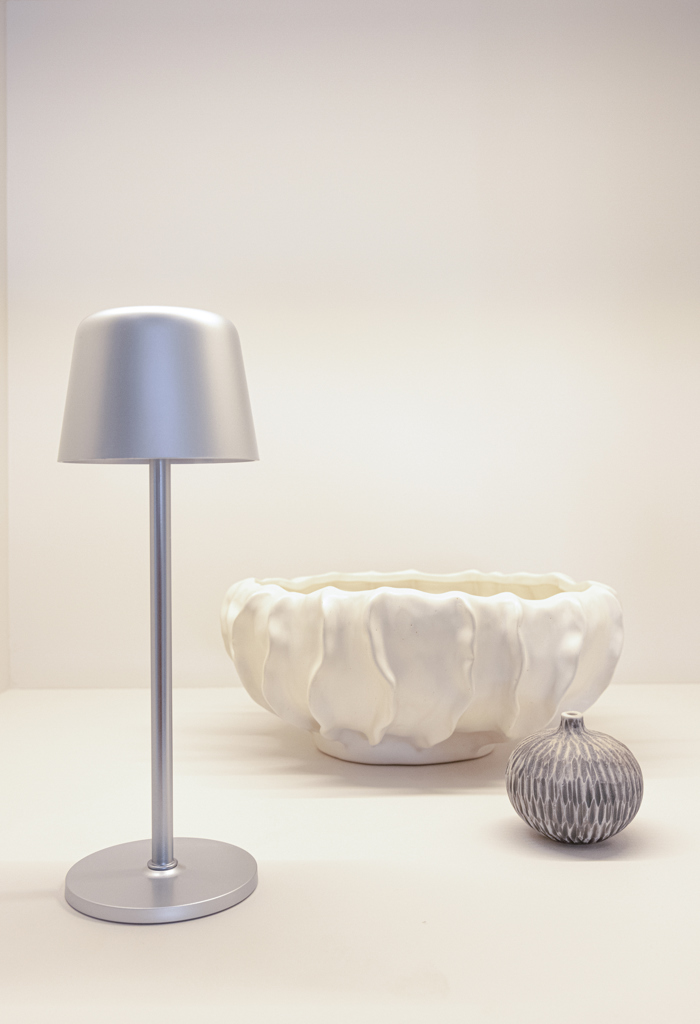 Lámpara de mesa Zenic RCS plástico reciclado recargable USB