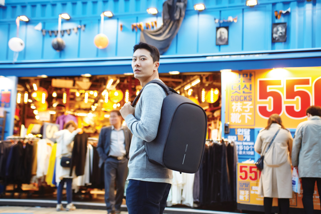 Picture of Bobby Hero Regular, Anti-theft backpack