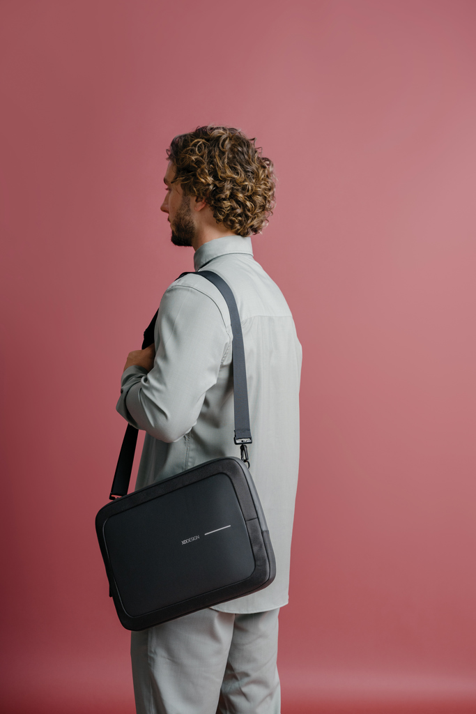 Picture of XD Design 16" Laptop Bag