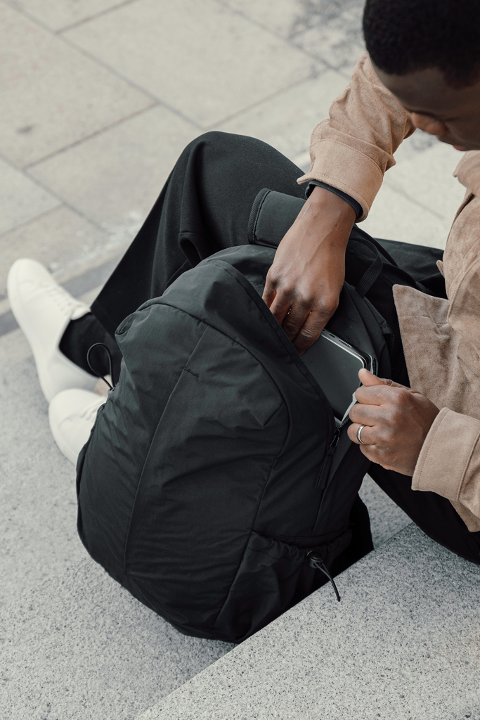 KENTO URBAN 15,6" Rucksack aus RCS  recyceltem Nylon - 7