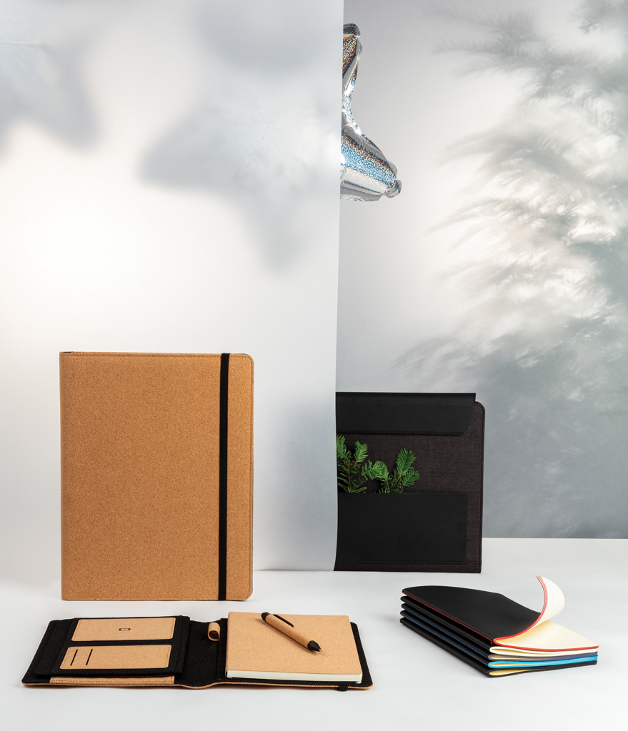 Picture of Fiko 5W wireless charging portfolio A4 with powerbank
