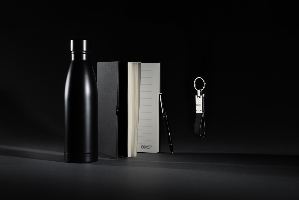 Picture of Swiss Peak RCS deluxe business gift set w/ water bottle