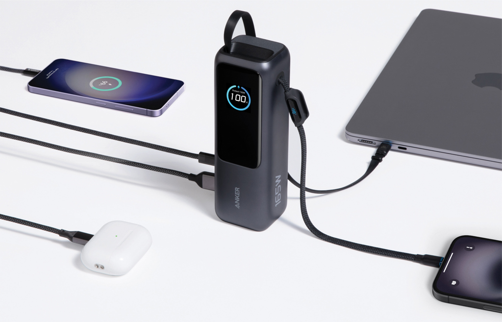 Picture of Anker Power Bank 25.000 mah 165W, Built-in retractable cable