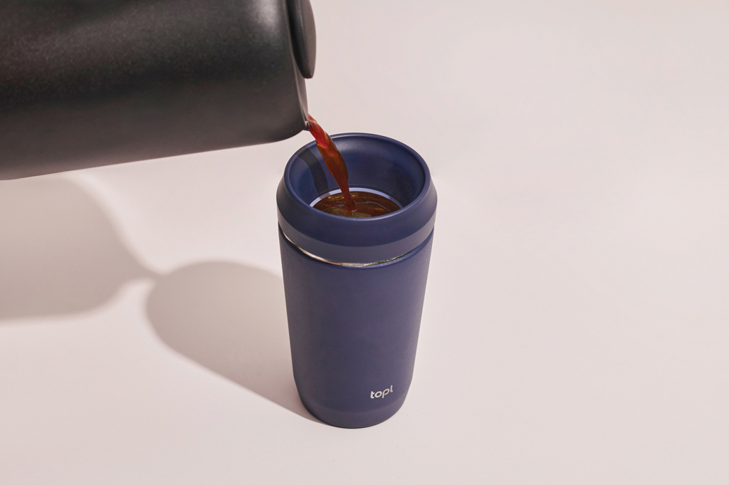 Taza Topl To Go de acero reciclado con tapa patentada 360
