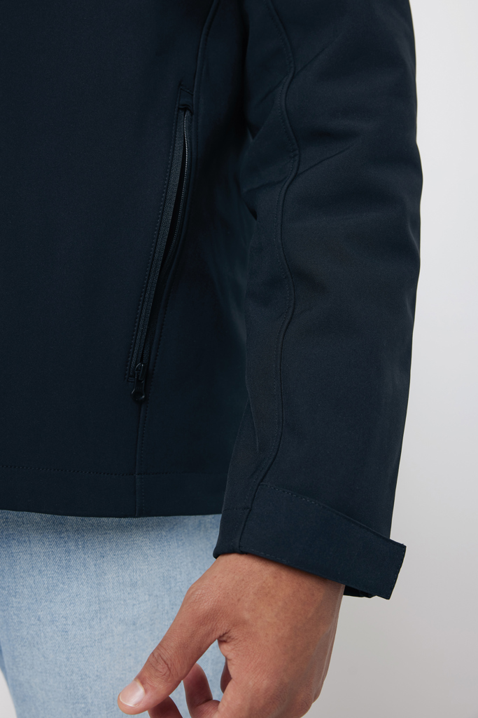 Picture of Iqoniq Makalu men recycled polyester soft shell jacket