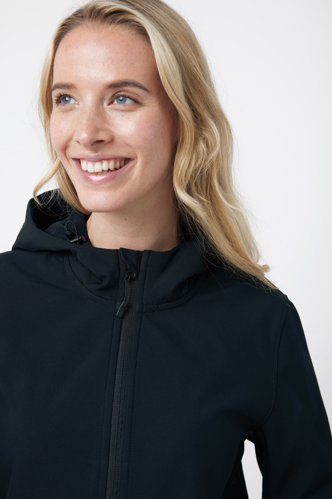 Picture of Iqoniq Makalu women recycled polyester soft shell jacket