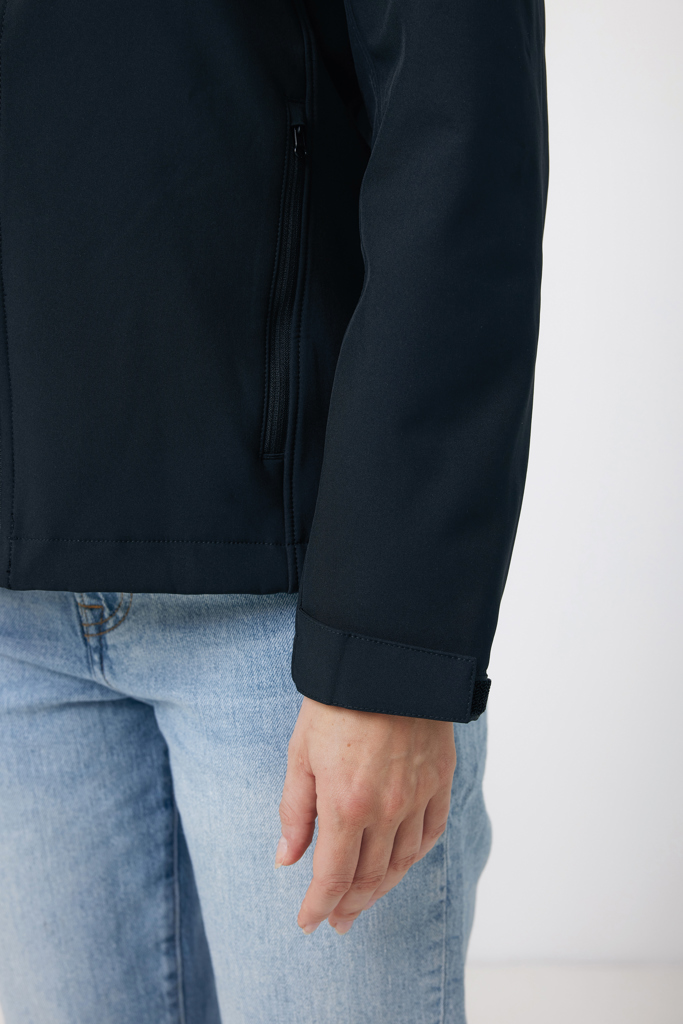 Picture of Iqoniq Makalu women recycled polyester soft shell jacket
