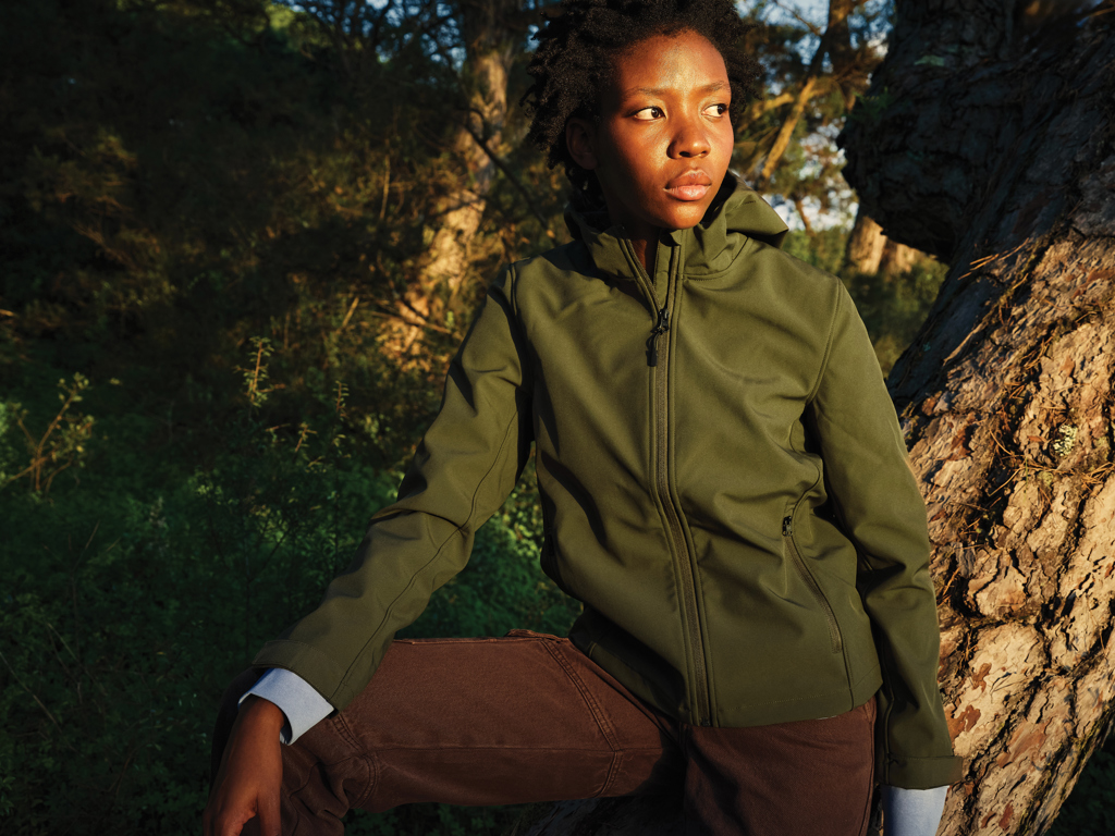 IQONIQ Makalu Chaqueta ShoftShell Mujer Poliéster Reciclado