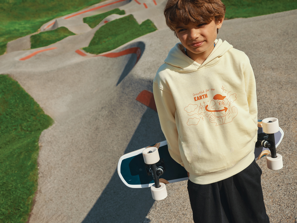 IQONIQ Yengo Sudadera Capucha Infantil Algodón Reciclado