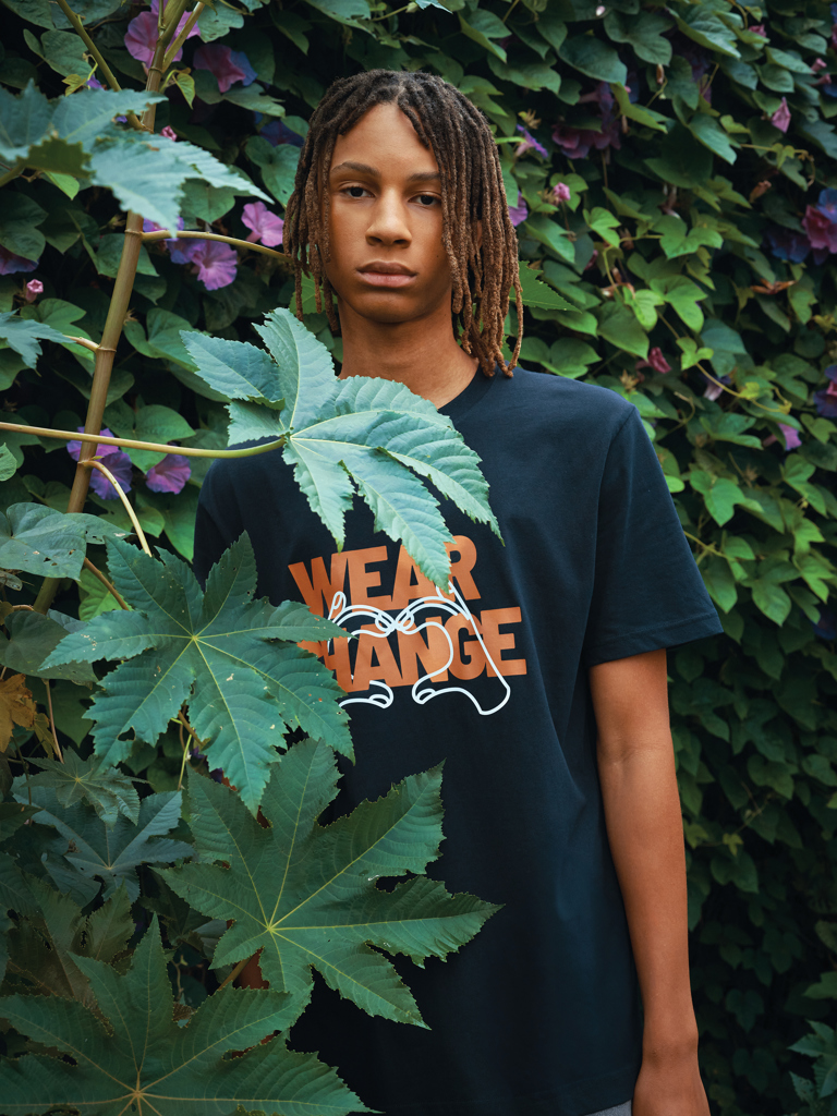 IQONIQ Kakadu Camiseta Relax Fit Algodón Reciclado