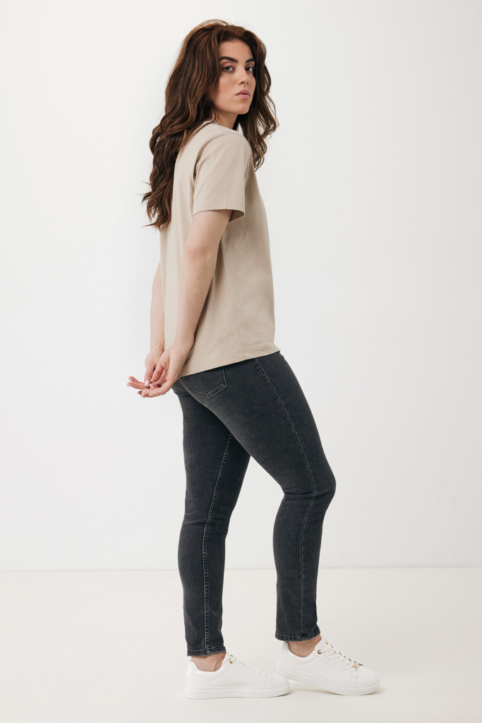 IQONIQ Kakadu Camiseta Relax Fit Algodón Reciclado