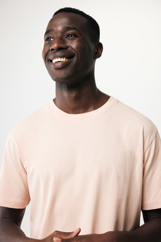 IQONIQ Kakadu Camiseta Relax Fit Algodón Reciclado