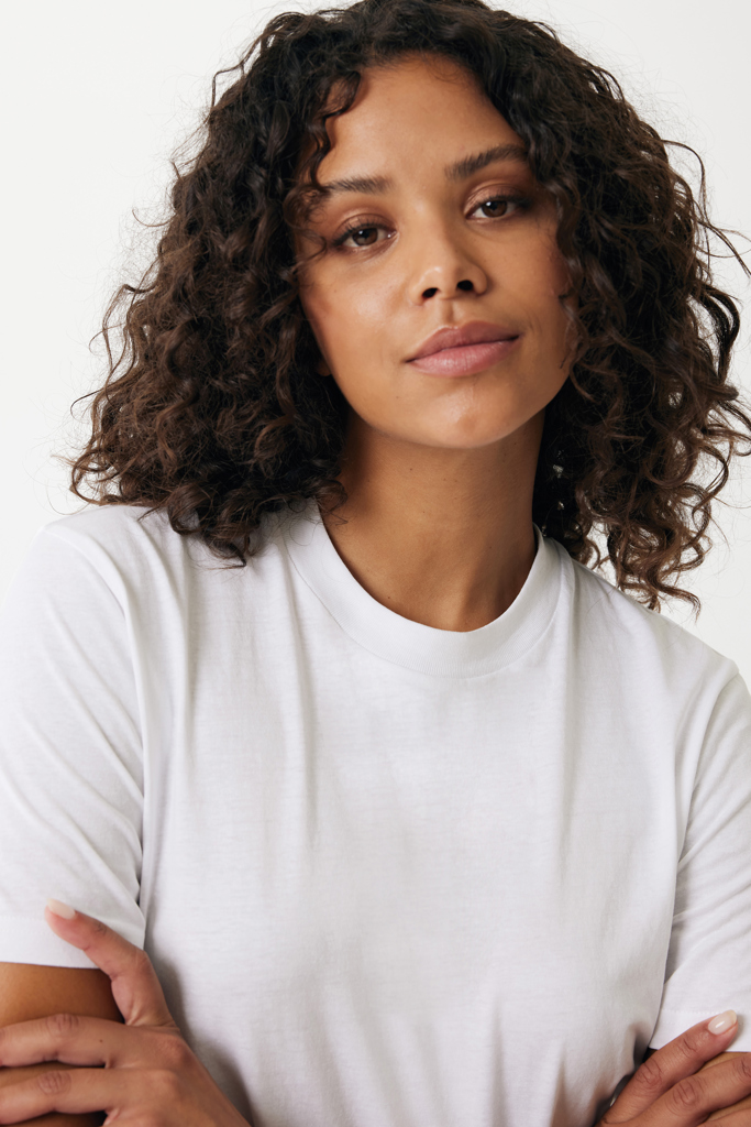 IQONIQ Sierra Camiseta Light Weight Algodón Reciclado