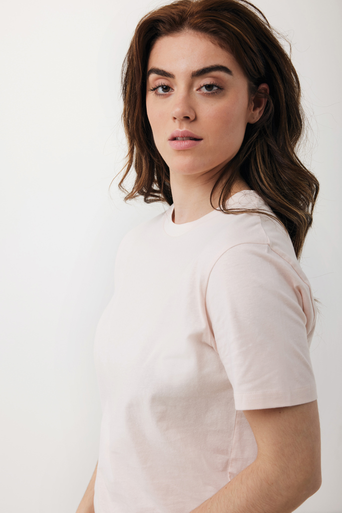 IQONIQ Sierra Camiseta Light Weight Algodón Reciclado