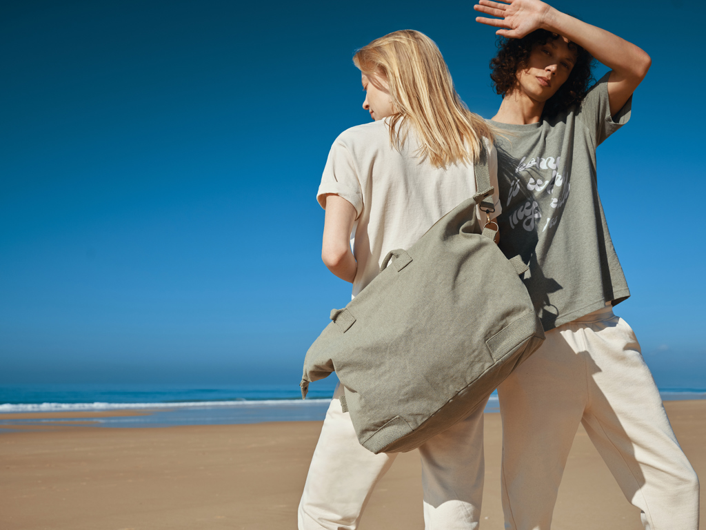 IQONIQ Teide Camiseta Boxy Fit Algodón Reciclado