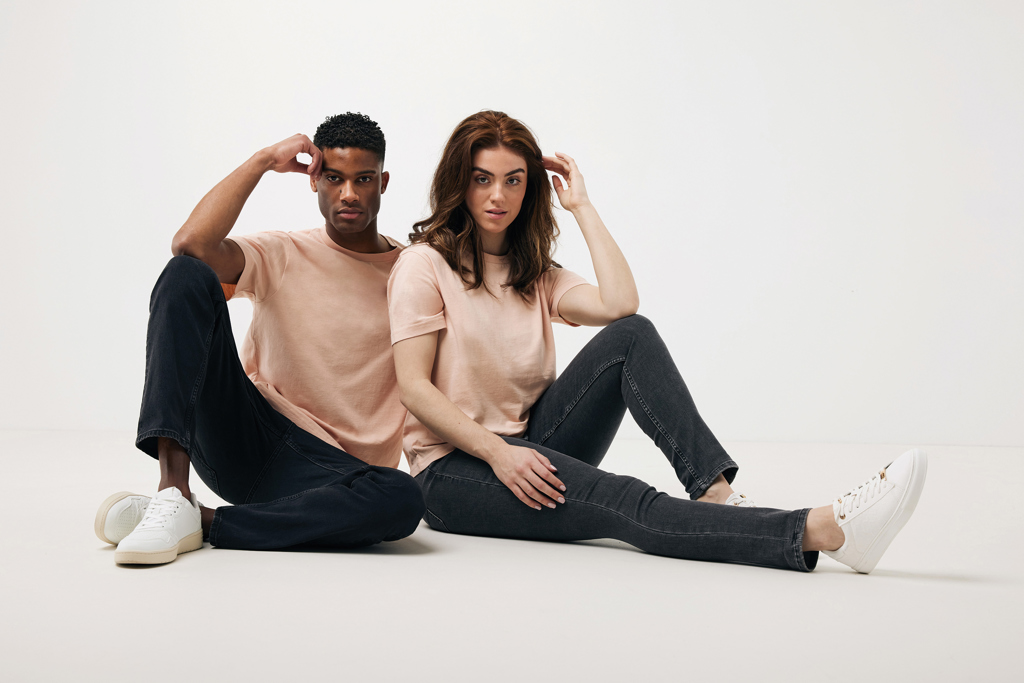 IQONIQ Teide Camiseta Boxy Fit Algodón Reciclado