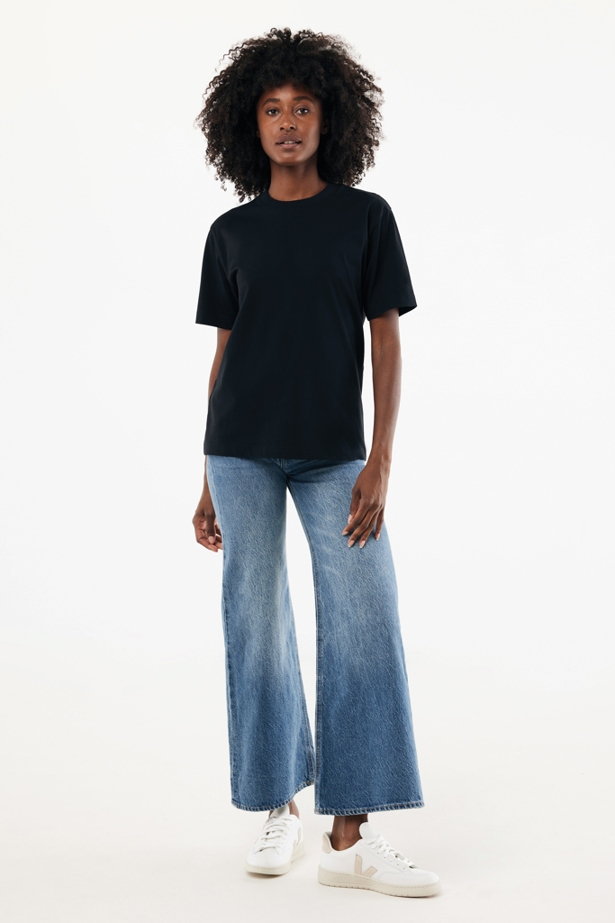 Picture of IQONIQ Nikko heavyweight recycled cotton t-shirt