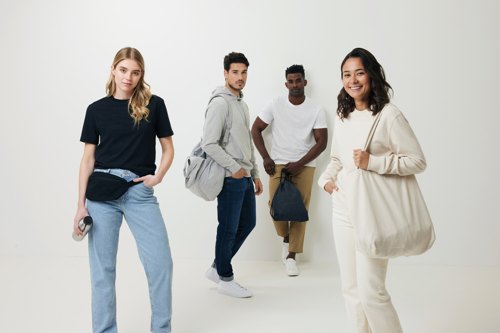 IQONIQ Torres ungefärbter Hoodie aus recycelter Baumwolle - 33