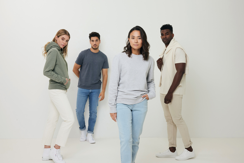 IQONIQ Torres ungefärbter Hoodie aus recycelter Baumwolle - 36