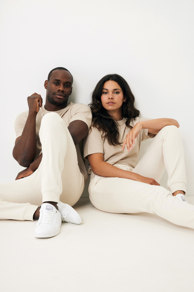 natural raw IQONIQ Cooper Jogger Algodón Reciclado