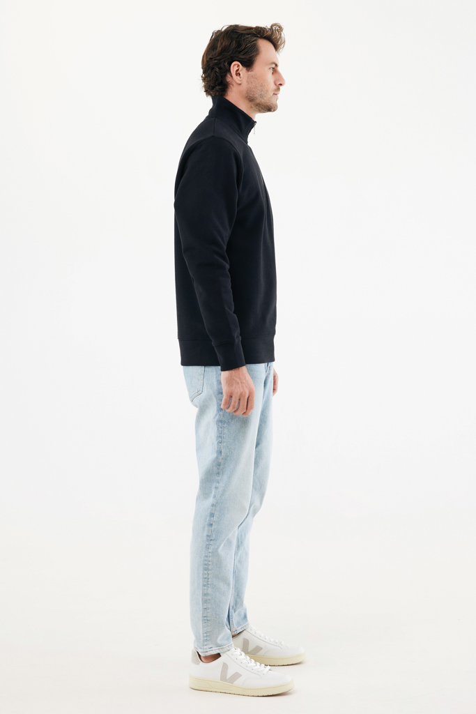 Picture of IQONIQ Elgon recycled cotton quarter zip sweater