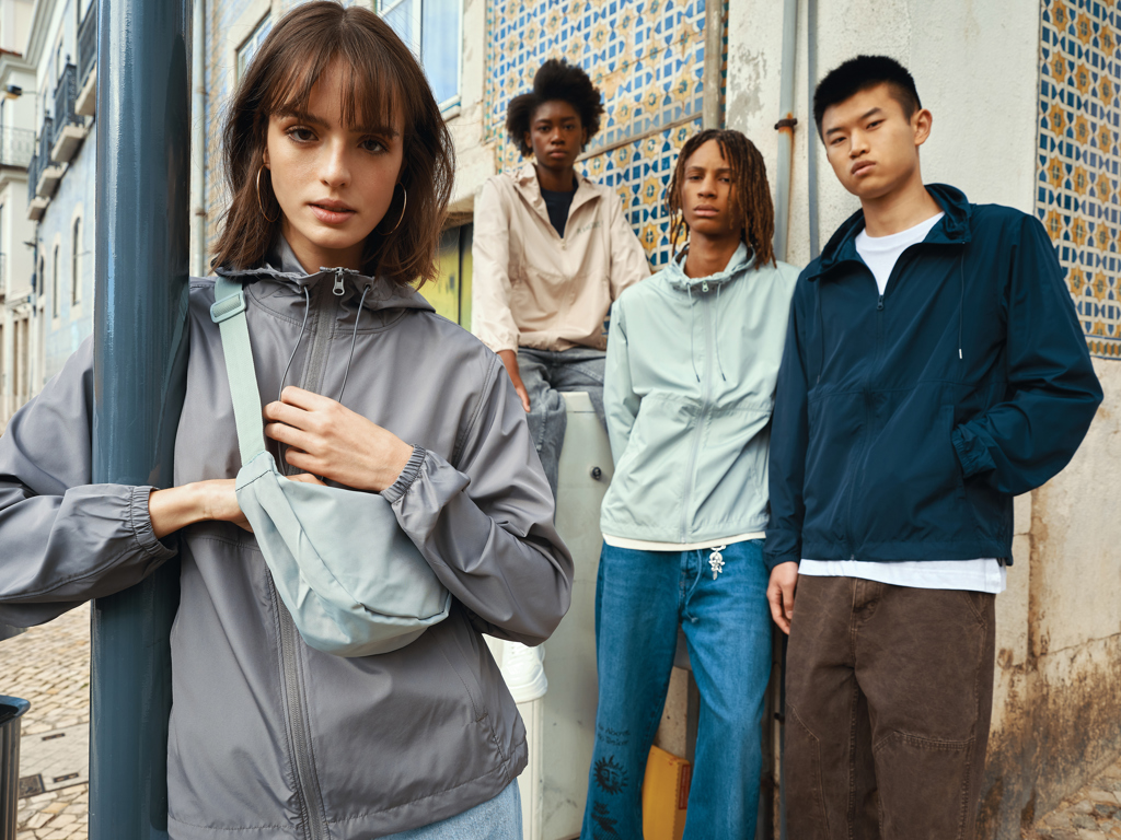 IQONIQ Logan Chaqueta Corta Vientos Poliéster Reciclado