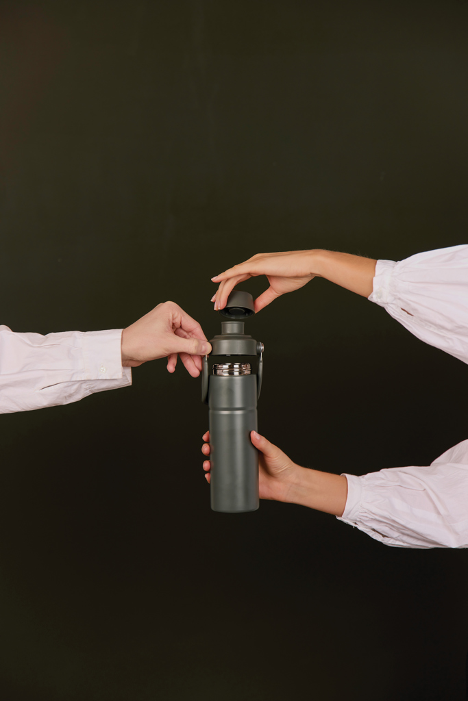 Botella VINGA Baltimore acero inoxidable RCS reciclada 600ml