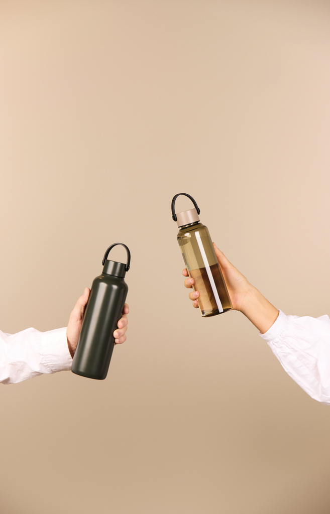 Botella VINGA Baltimore RPET RCS 550 ml