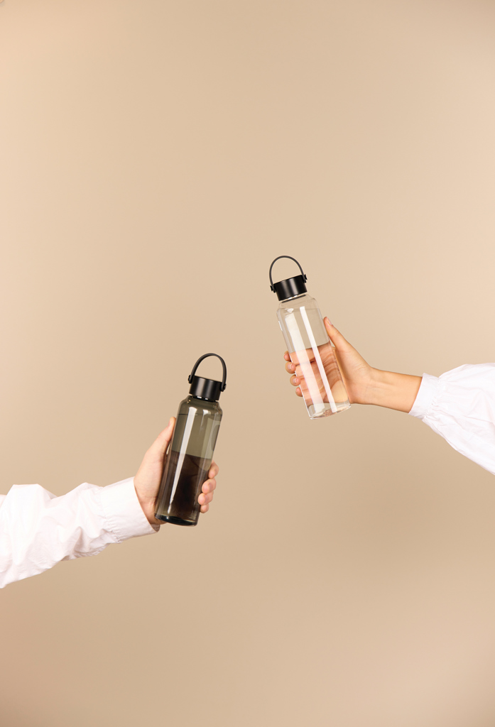 Botella VINGA Baltimore RPET RCS 550 ml