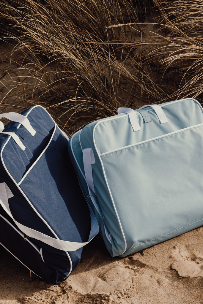 Picture of VINGA Lagoa GRS beach chair