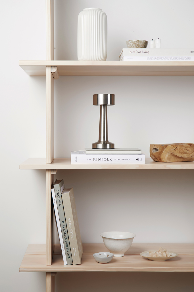 Lámpara de mesa VINGA Maris RCS de ABS reciclado