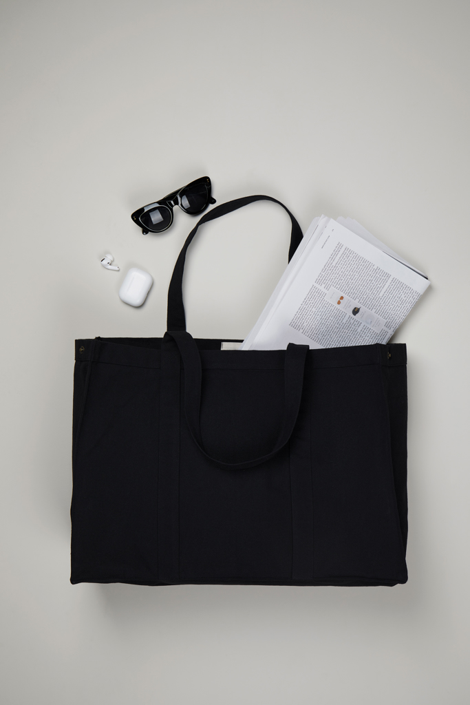Picture of VINGA Hilo AWARE™ recycled canvas maxi tote bag